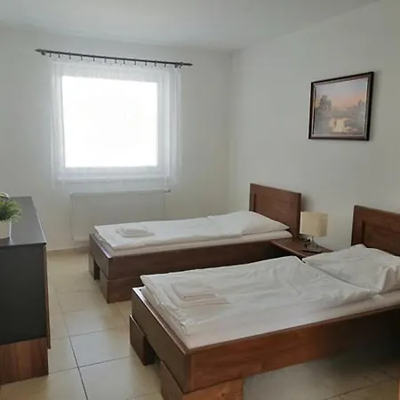 Motel Motel Senec 3*