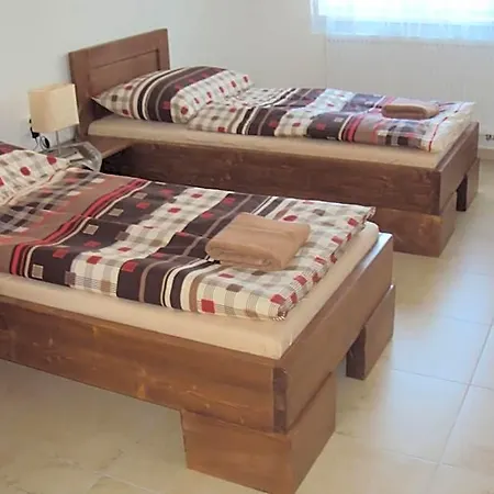 Motel Senec Motel 3*