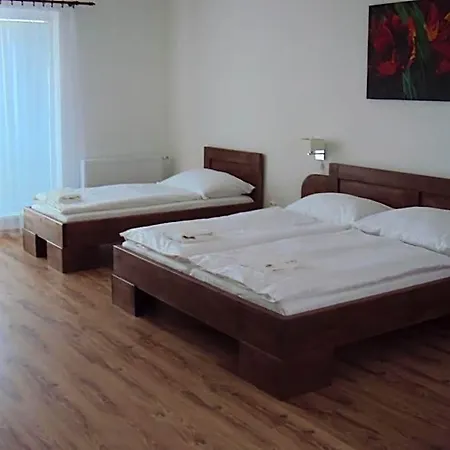 Motel Senec