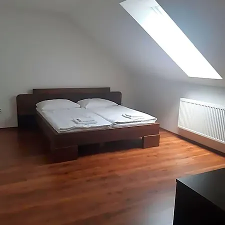 Motel Motel Senec