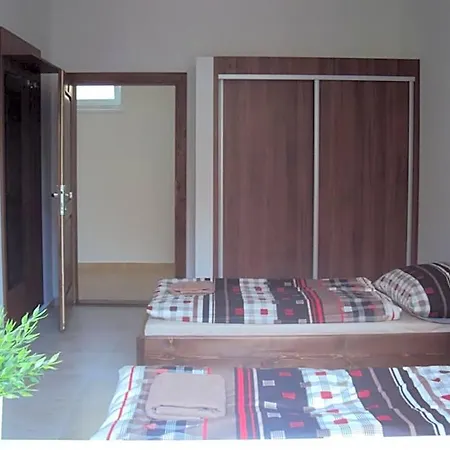 Motel Senec Motel 3*