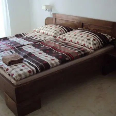 Motel Senec
