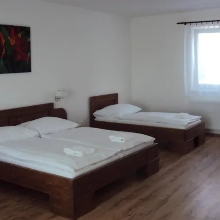 Motel Senec 모텔