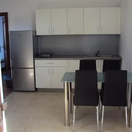 모텔 Motel Senec 3*